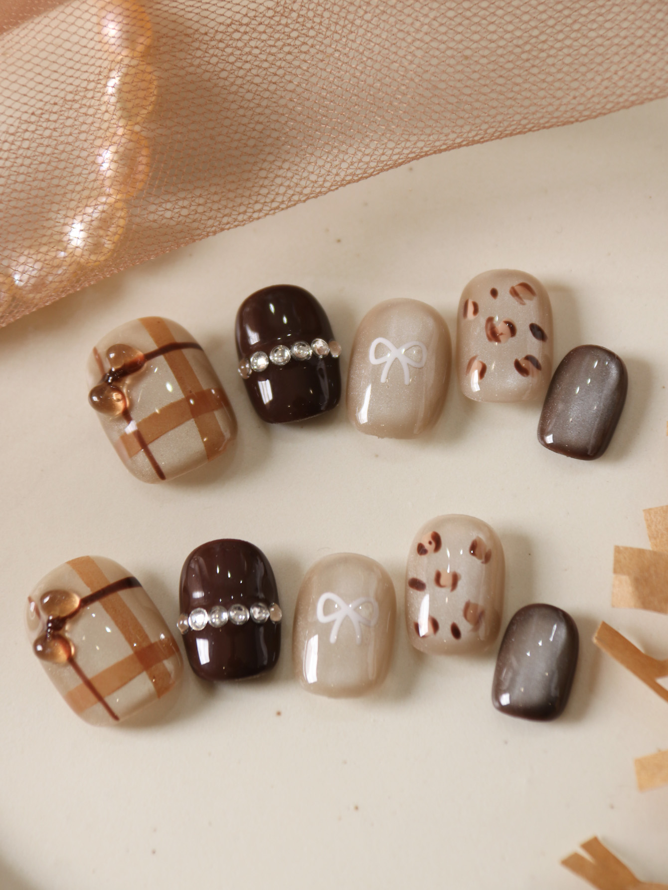 Nail Adhesive Tab - 10Pcs Press on Nails Short Brown