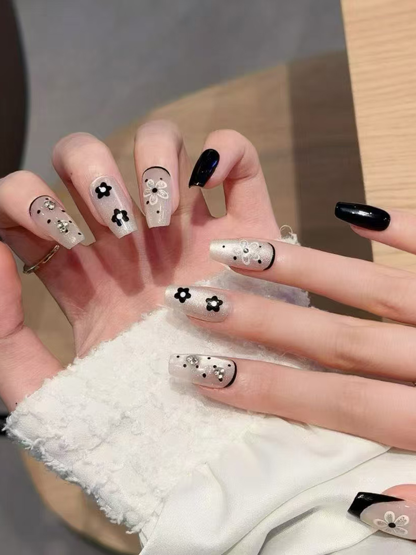 10Pcs Press on Nails Fake Nail - огляд і ціна Nail Adhesive Tab