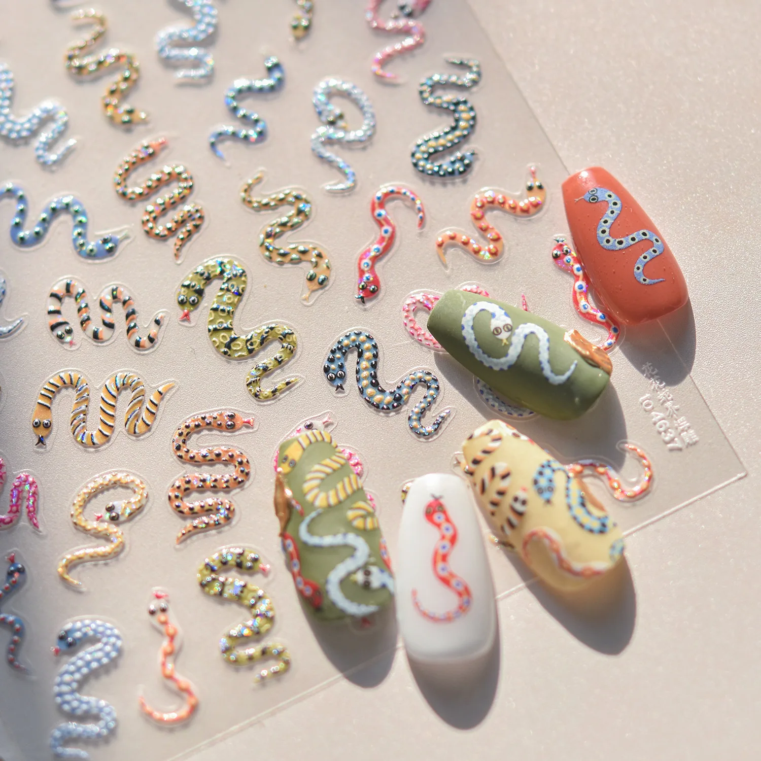 1pcs 5D Embossed Colors Snake  - огляд і ціна Nail Art Zelda